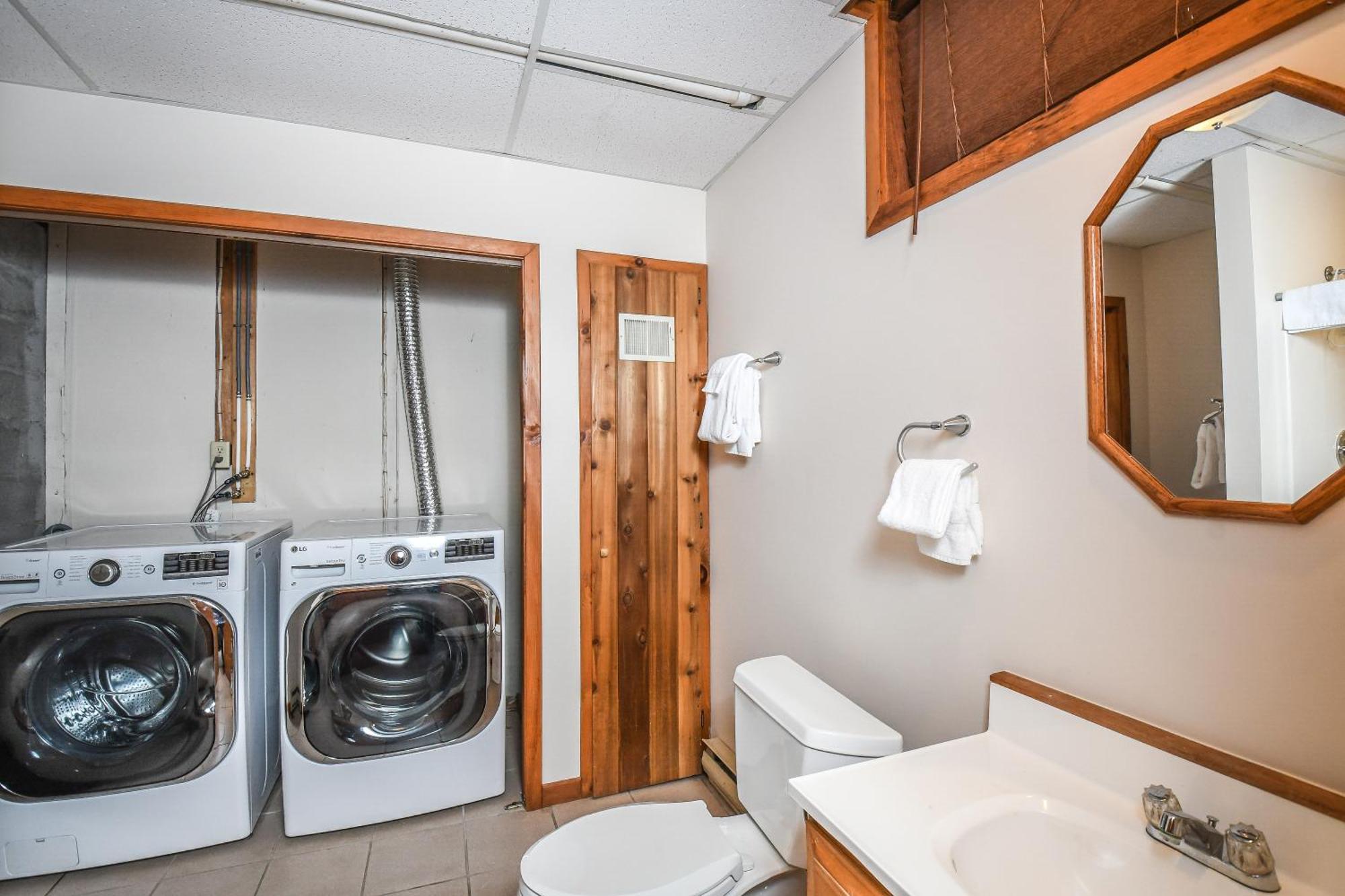 Slip Away Chalet McHenry Bagian luar foto